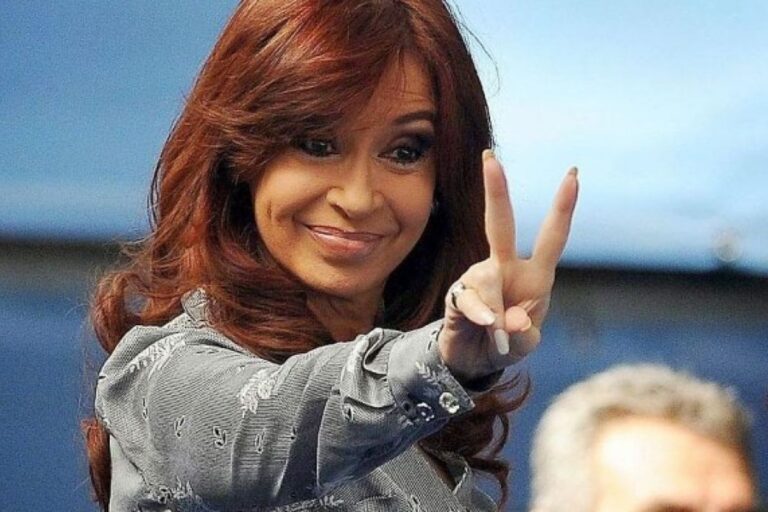 Sobreseyeron a Cristina Kirchner y Axel Kicillof en la causa «dólar futuro»