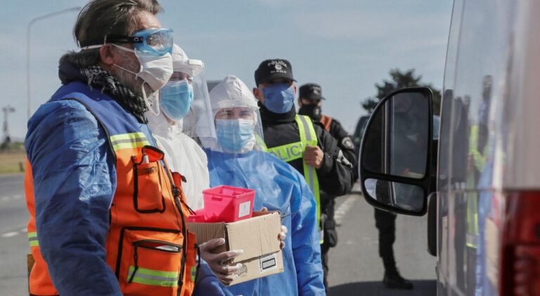 Capital Federal y Buenos Aires suspenderán el dictado de clases presenciales por dos semanas