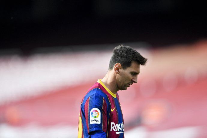 Messi deja el Barcelona por «obstáculos económicos y estructurales»