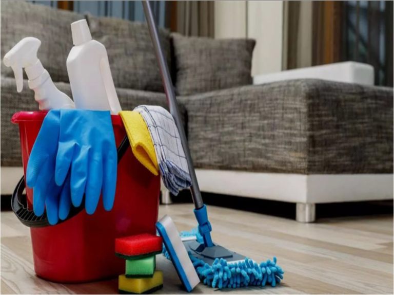 Empleadas domésticas: ya rige nuevo aumento en enero, ¿Cómo quedan los sueldos para cada escala?