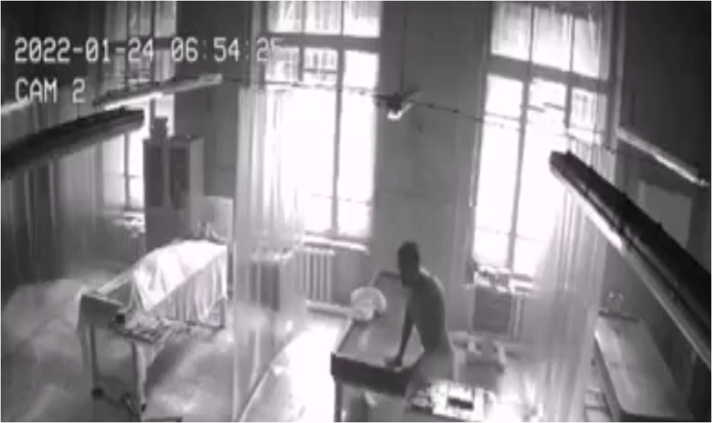 Un MUERTO recobró la VIDA y abandonó la MORGUE caminando