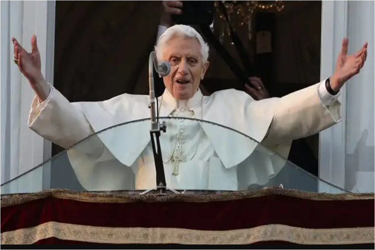 Escándalo: el ex papa Benedicto XVI reconoció que mintió en una causa sobre abuso sexual infantil