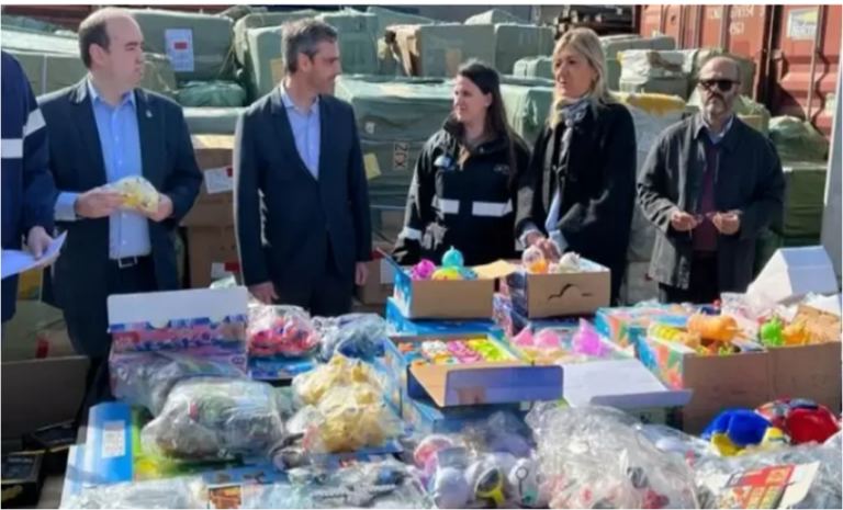 Secuestran 35 millones de juguetes, 10 millones de pares de anteojos y 7 millones de cierres por un valor de $1.000 millones