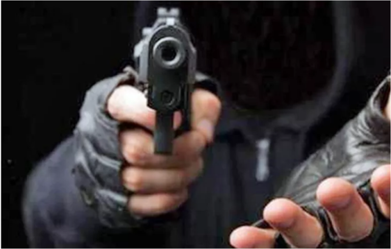 Orán: un violento asalto dejó internado al dueño de un comercio