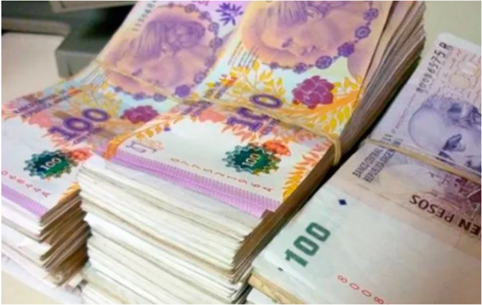 El aumento podría superar el 90% anual pesos argentinos
