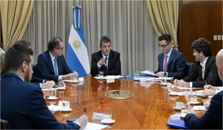 Massa: «Este es un Gobierno que escucha pero que también pide un compromiso de los sectores productivos»