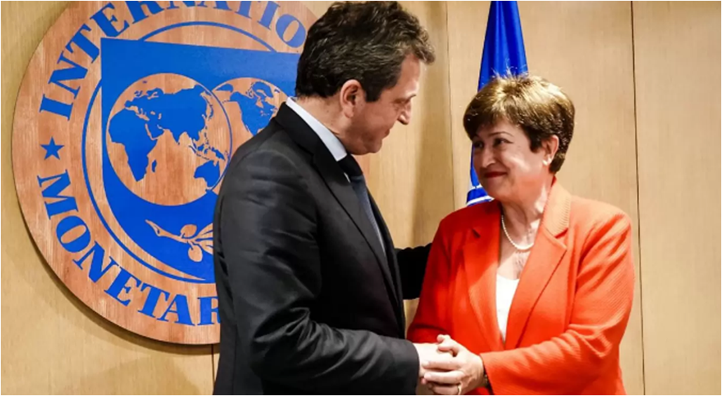 Georgieva felicitó a Massa «por su nombramiento, su cartera ampliada y los fuertes pasos que ha tomado para estabilizar los mercados»￼