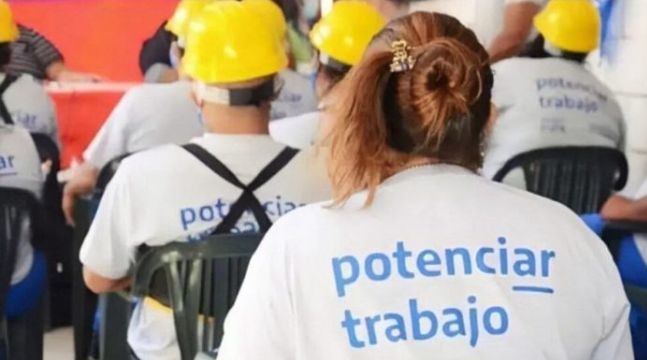 Anuncian bono de 15 mil pesos para el programa Potenciar Trabajo