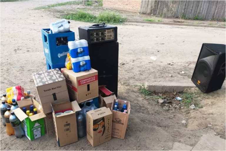 Clausuran un fiesta clandestina: tenían más alcohol que en el hospital local