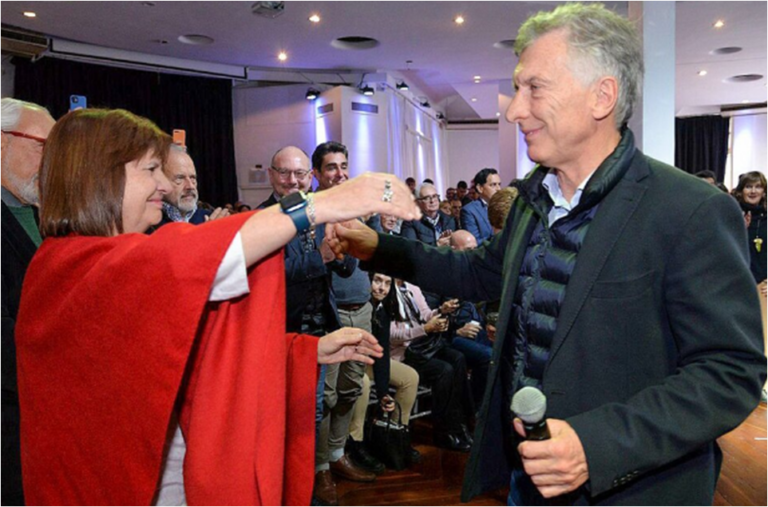 Macri sigue en carrera