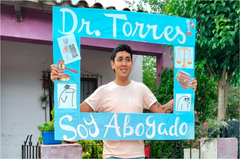 El joven abogado agredido se encuentra con asistencia respiratoria y se agrava la situación de sus atacantes