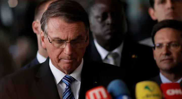 Bolsonaro dio un discurso en EEUU y prometió seguir en política