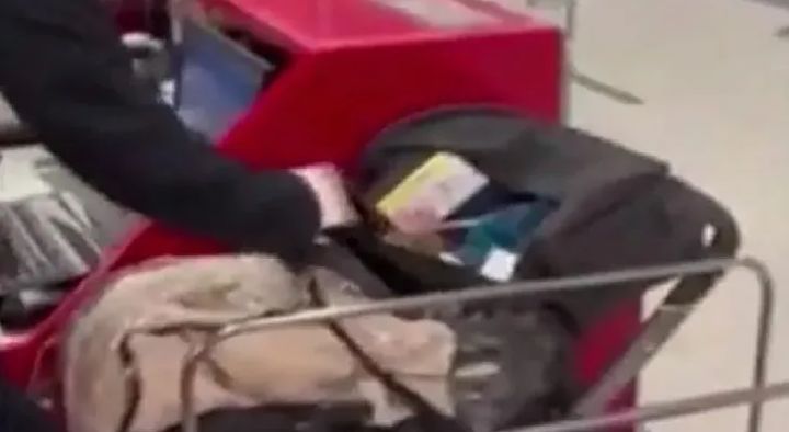 Tremendo: una pareja abandonó a su bebé en el aeropuerto para no pagarle el pasaje