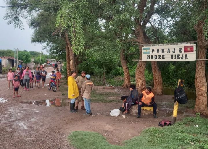 El Gobierno asiste a localidades del interior que fueron damnificadas por el temporal de viento y lluvia