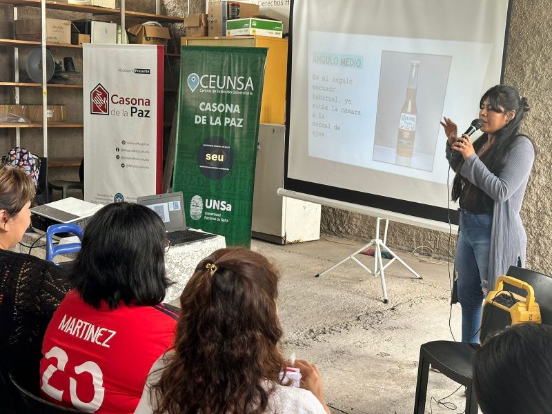 Taller de fotoproducto para emprendedores barriales