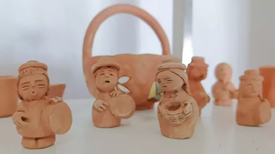 Exposición de producciones de los Talleres del Mercado Artesanal de Salta