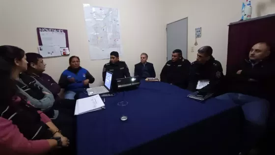 103361-planificaron-acciones-preventivas-comunitarias-para-la-zona-oeste-alta