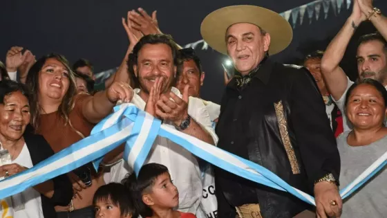 En Tartagal, el gobernador Sáenz homenajeó al Chaqueño Palavecino con una calle que lleva su nombre