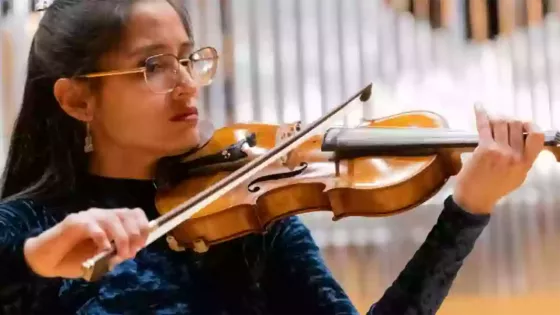 104144-el-ensamble-de-violoncellos-de-la-escuela-de-musica-lo-giudice-se-presenta-en-el-museo-de-bellas-artes-20250930151754