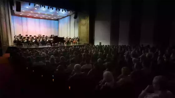 104260-el-sonido-de-las-mejores-historias-llega-al-teatro-provincial-juan-carlos-saravia