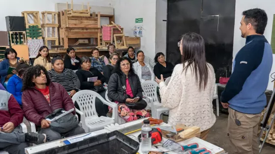 104646-mas-de-90-personas-se-inscribieron-a-los-cursos-en-oficios-de-constructoras