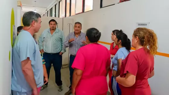El ministro Mangione encabezó una visita de control y gestión en el hospital de General Güemes