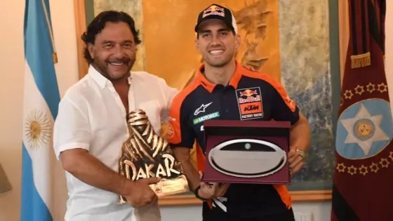 El gobernador Sáenz recibió a Luciano Benavides, campeón salteño del Dakar 2026
