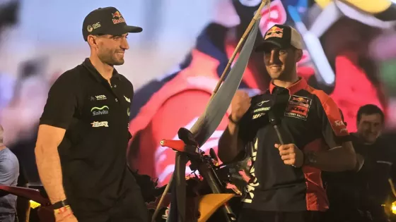 Luciano y Kevin Benavides fueron recibidos por los salteños en una jornada histórica