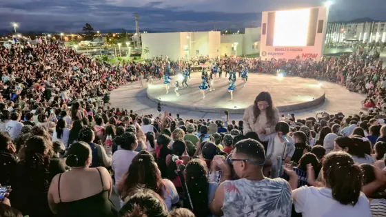 Más de 18 mil personas disfrutaron de la primera noche del “Carnaval en los Parques”