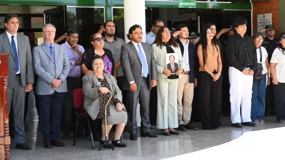 Con la presencia del Gobernador, se rindió homenaje a la trayectoria del Comisario Vicente Cordeyro