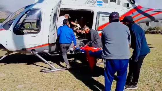 En un operativo de aeroevacuación se trasladó a una paciente al hospital de Orán