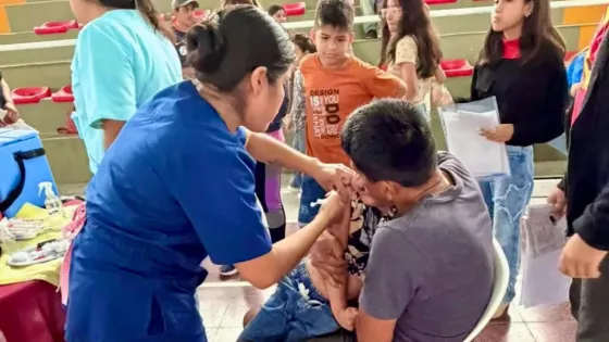 Qué vacunas deben recibir los niños y niñas al ingreso escolar