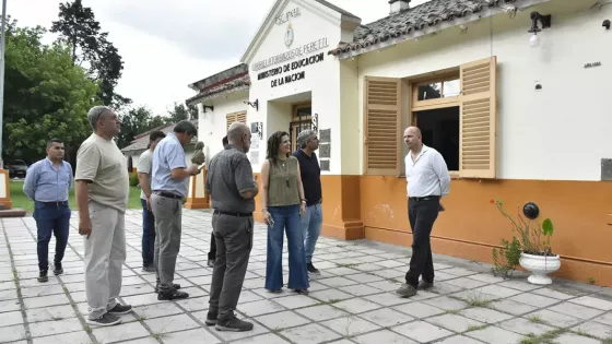 En Cerrillos continúa la Puesta a Punto de escuelas antes del inicio de clases