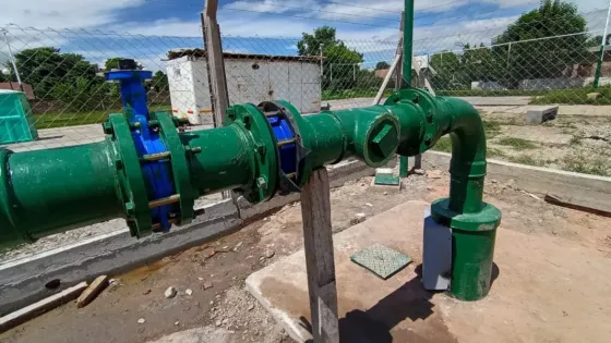 Avanza la nueva fuente de abastecimiento en Hipólito Yrigoyen
