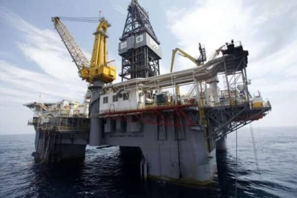 YPF evalúa perforación exploratoria offshore frente a la costa de Uruguay
