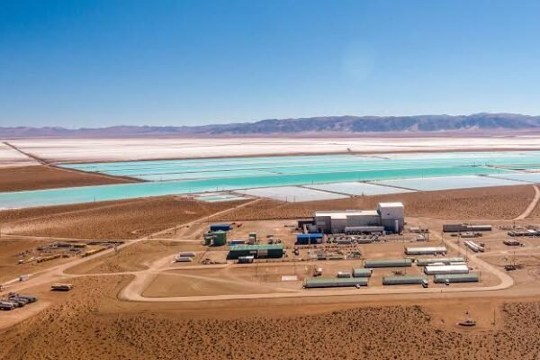 Incentivos a la minería de litio: La provincia mantuvo rondas de trabajo con inversores para coordinar infraestructura en la Puna.